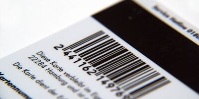 Plastikkarte mit Barcode
